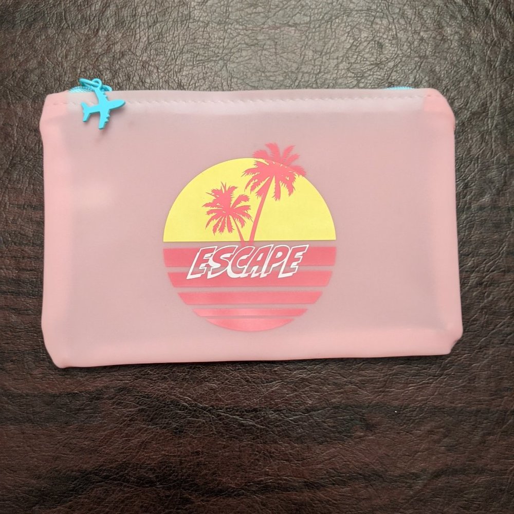 Ipsy Escape Bag